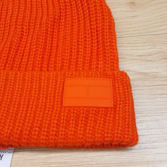 TOMMY HILFIGER Mens Beanie Hat Orange Shaker Cuff Logo Ghost Patch - Picture 2 of 5
